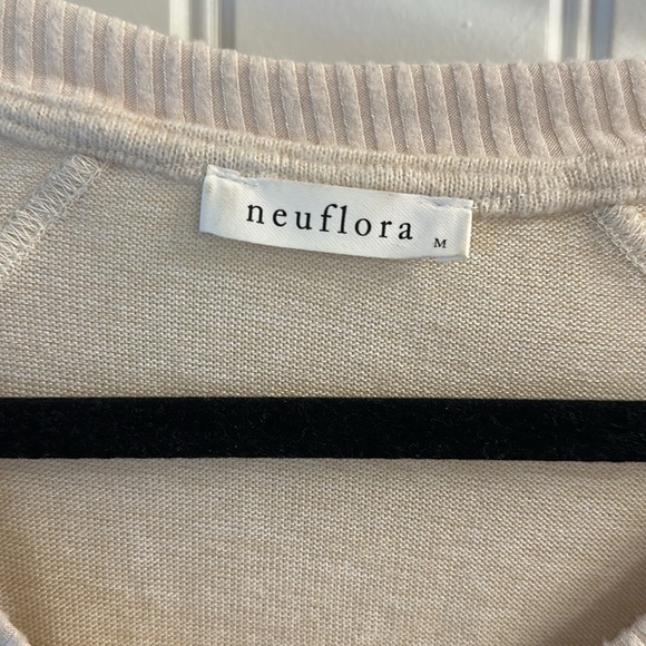 Neuflora Wakefield Top - Picture 4 of 7